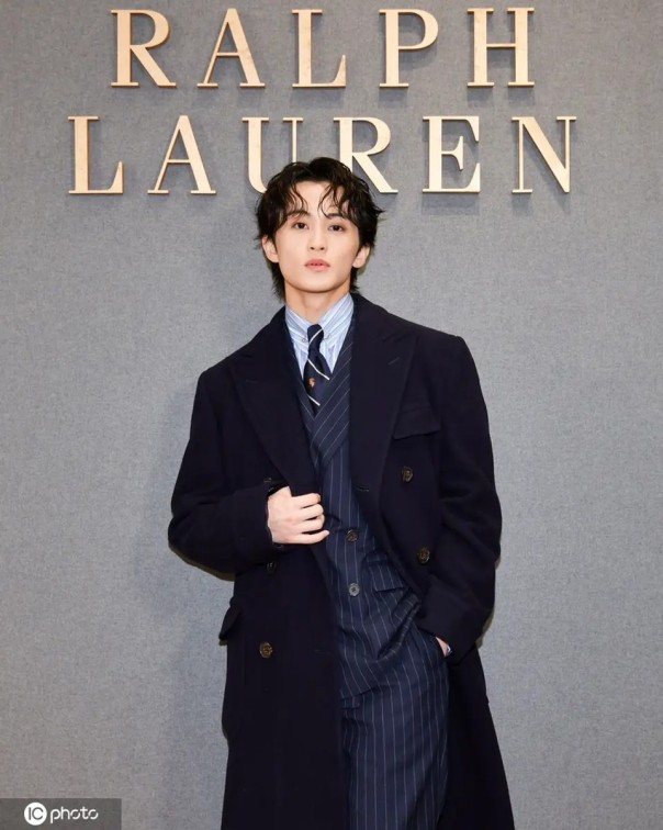 钟慧冰：切除子宫坦然抗癌，熬过瘫痪与十年隐忍，69岁活成生命强者