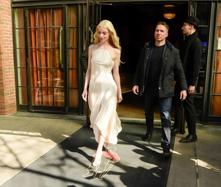 文淇回应舒淇合照、爆料秦海璐片场听霸总小说：《我，许可》女主的真实与松弛