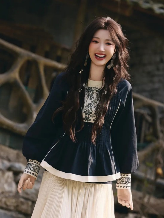 从“锤姐”到拘留所：她用14年和薛之谦纠缠，却不该伤害孩子